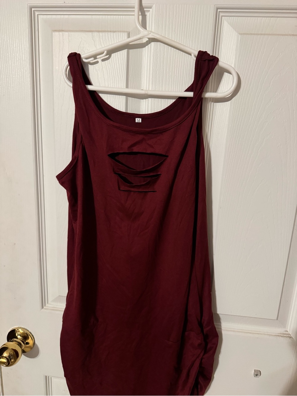 Sleeveless Burgundy Maroon Cutout Women's Tank Top - Medium